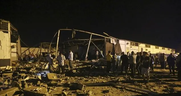 Attacco al centro detenzione migranti in Libia. MSF: «La tragedia poteva essere evitata»