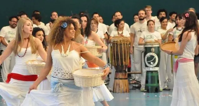 \"Figino multiculturale\", quando la periferia di Milano accoglie il mondo