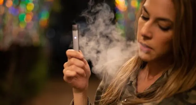 Sigarette elettroniche, è boom tra i giovanissimi