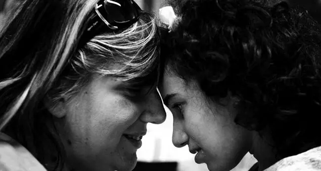 “Bambine dagli occhi belli”, un aiuto arriva dalla tecnologia