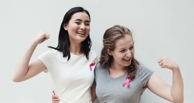 Tumori: ci si ammala di meno e si guarisce di più