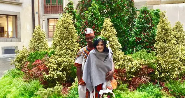 Sposa un'italiana, ma per ottenere la cittadinanza del nostro Paese la Prefettura gli scrive che deve tornare in Libia e richiedere un certificato penale