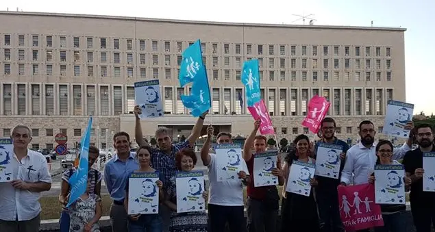 «Non lasciate morire Tafida», da Roma al mondo l'appello per la bambina