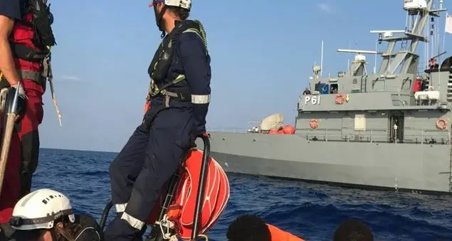 Ecco il decreto Di Maio sui migranti: rimpatri entro 4 mesi