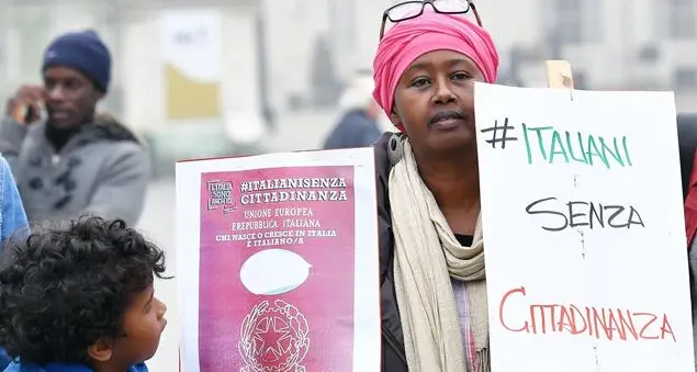 Lo \"ius culturae\", diventare italiani grazie alla scuola