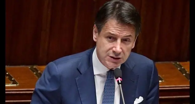 Conte: \"Rivedremo il decreto sicurezza\". Ma intanto si riapriranno i porti?