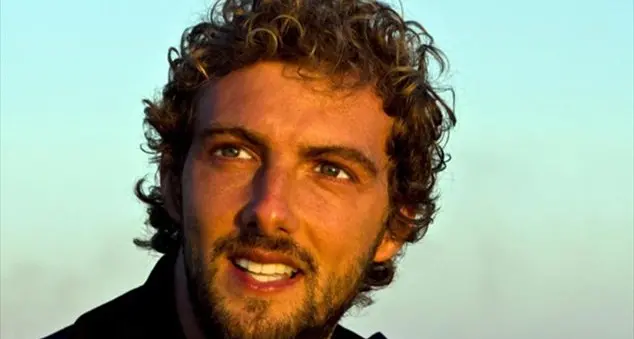 Alessandro D’Avenia parla della sua Bianca come il latte, rossa come il sangue: vediamo il film