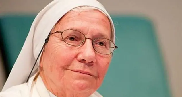 «Mi chiamano suor Sardina? Facciano quel che vogliono, io resto suor Giuliana»