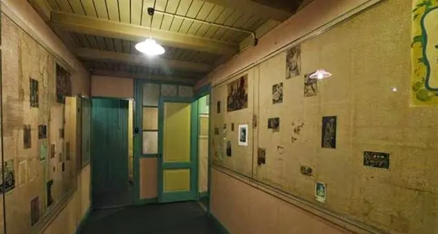 Anna Frank e la potente memoria del suo piccolo nascondiglio