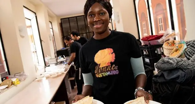 «Mangia il mio piatto e ti racconto la mia storia di migrante»