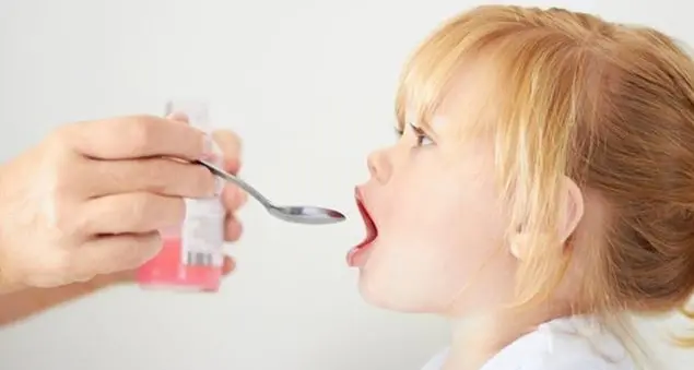 Troppi antibiotici ai bambini, Garattini dice basta