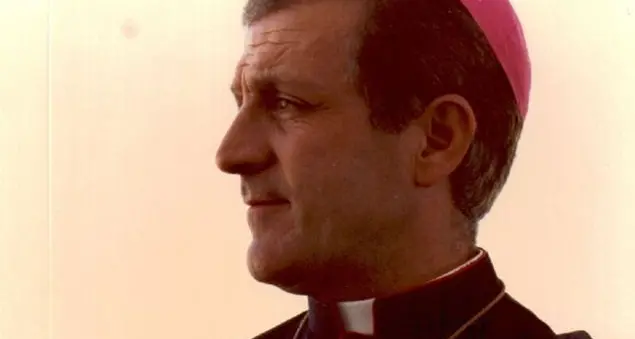 Don Tonino Bello: il passo lungo dei profeti