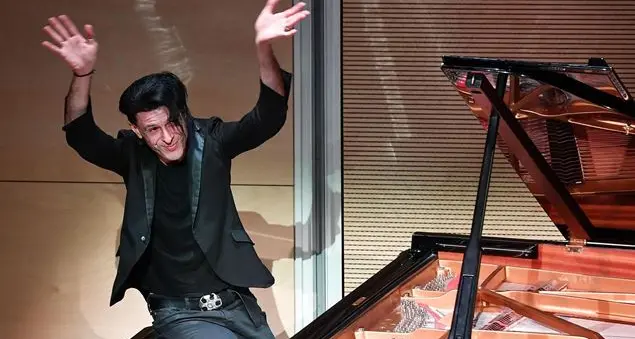 La più grande lezione di Ezio Bosso: saper ascoltare