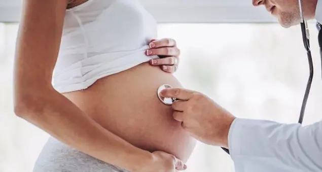 Gravidanza e allattamento, quali rischi con il Coronavirus?