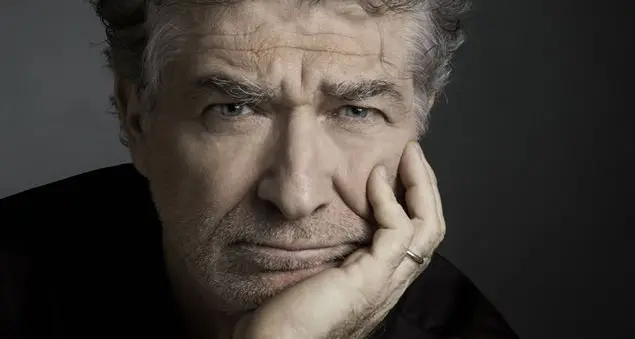 Gioele Dix, pillole letterarie per tenere sveglia la mente e alto il morale