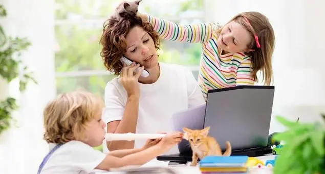 Auguri mamme, tra gioie e difficoltà