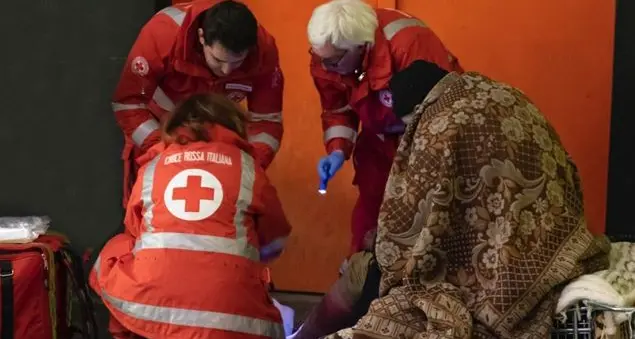 Emergency in soccorso degli emarginati, vittime due volte