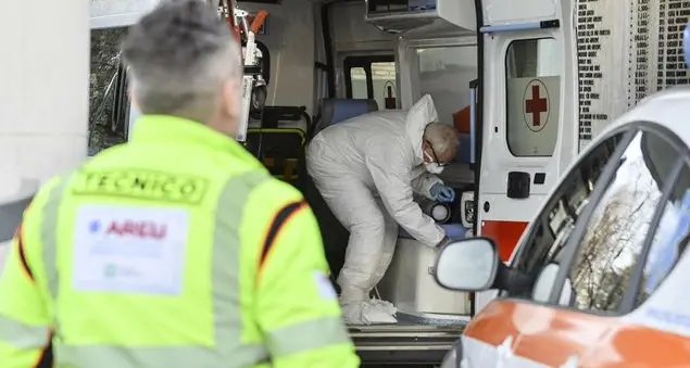 «Nessuna \"selezione\" dei pazienti, solo ora ci accorgiamo dell'eroismo dei medici?»