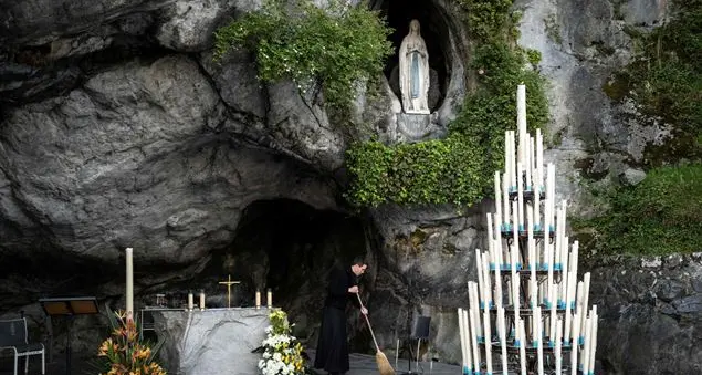 Su Tv2000 il primo pellegrinaggio mondiale online da Lourdes