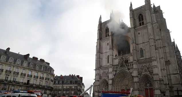 Brucia la Cattedrale di Nantes