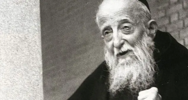 Un film sul santo del confessionale, una vita passata a confortare anime