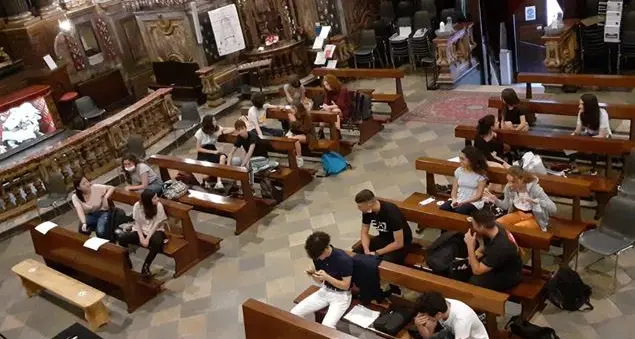 San Rocco, nel cuore di Torino: entro in chiesa e vado a scuola