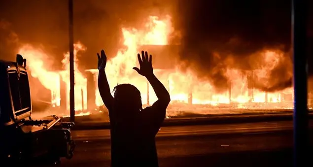 Trump difende il ragazzo killer