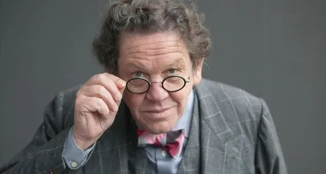 Addio a Philippe Daverio, il papillon più famoso della storia dell'arte