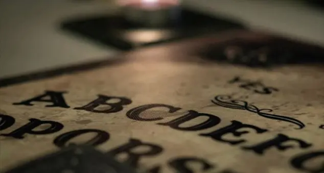 Messaggi dai cari morti: parapsicologia o comunione con i defunti?