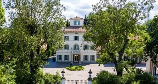 Una giornata con un vip per aiutare i bambini malati di tumore