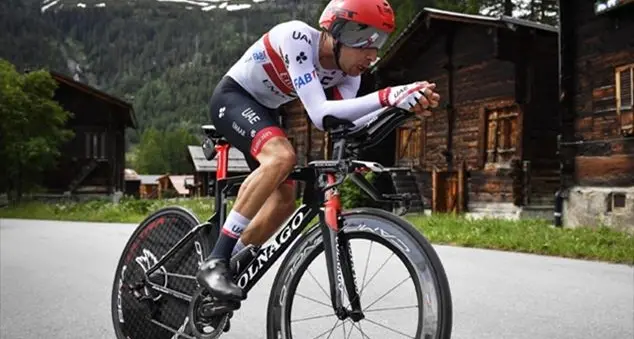 Fabio Aru: «Dio mi dà la forza per affrontare ogni salita»