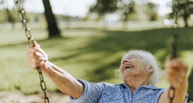 Festa dei nonni, la fatica e la bellezza dell'età anziana