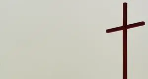 «Una scuola senza rispetto per il Santo Crocifisso mi sconvolge»