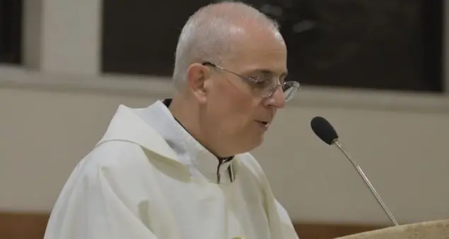 Padre Bamonte: «Don Amorth ci ha insegnato che l’esorcismo è un atto di carità»