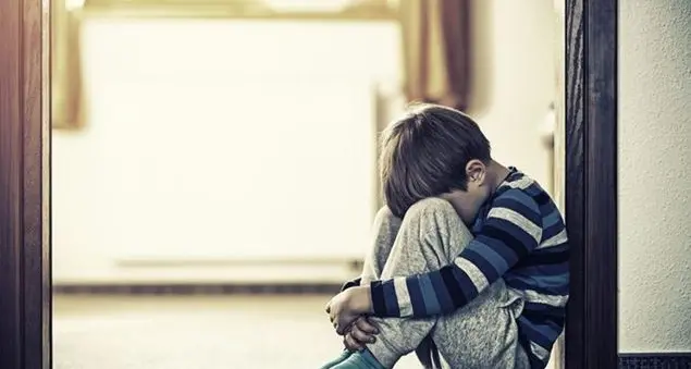 Aumentano i maltrattamenti sui bambini a causa della pandemia
