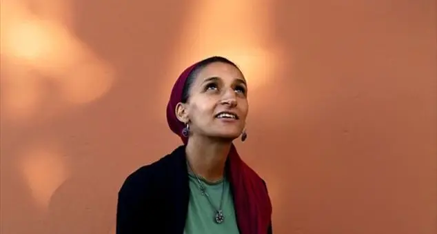 Le adozioni di Nawal, \"l'angelo dei migranti\"