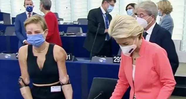 Un esercito e un'intelligence comune, Von der Leyen traccia il futuro della Ue