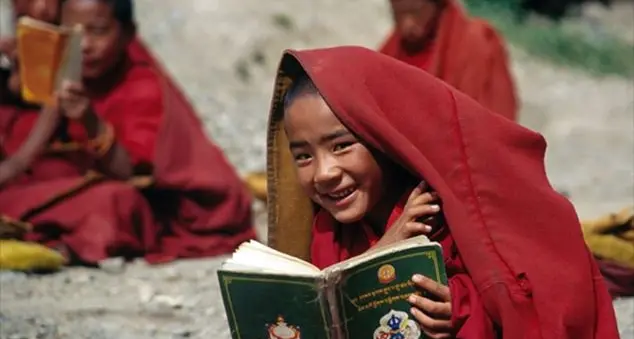 Un cattolico può leggere libri di altre religioni?