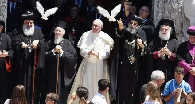 Il Papa a Firenze per promuovere la pace nel Mediterraneo