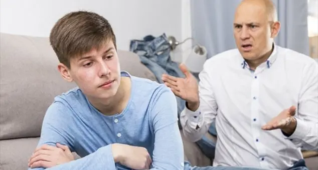 «Vorrei non portare rancore verso mio padre...»