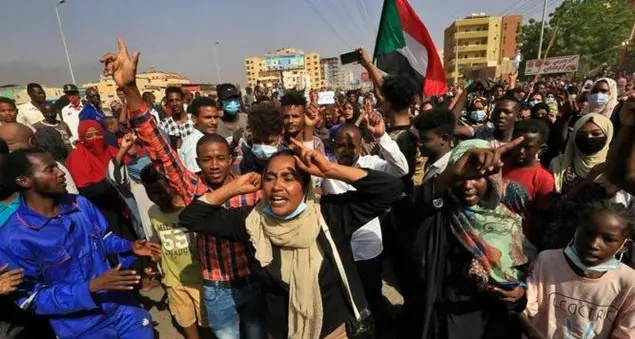 Sudan: dopo il golpe è scontro fra i militari e la piazza