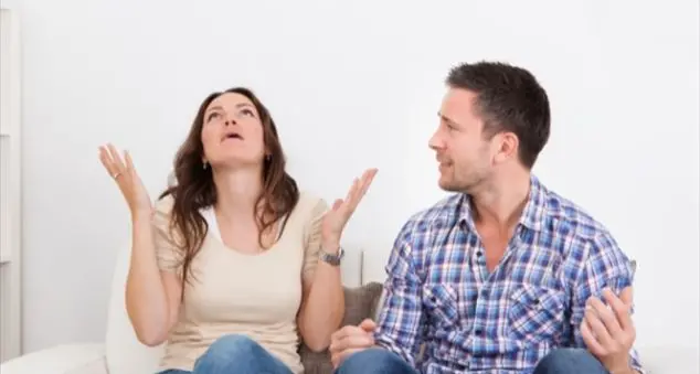 Problemi di coppia: quando il marito critica troppo la moglie