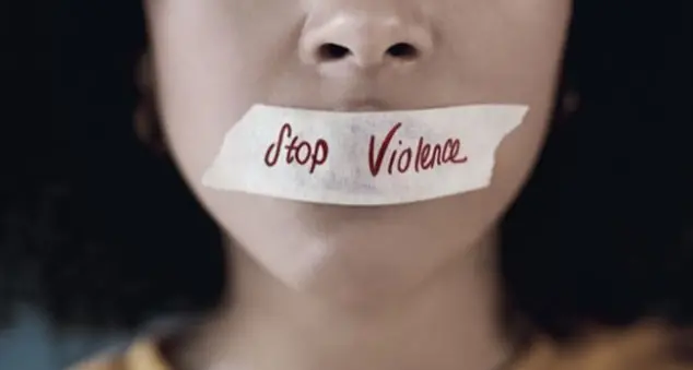 Come arginare i femminicidi ripartendo dai nostri adolescenti