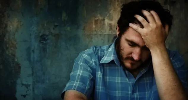 «Trent'anni e un buon lavoro. Ma nella testa la voce di mio papà che dice: sei uno stupido...»