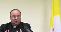«Il Papa da noi, a Malta, affinché la pietà non naufraghi»