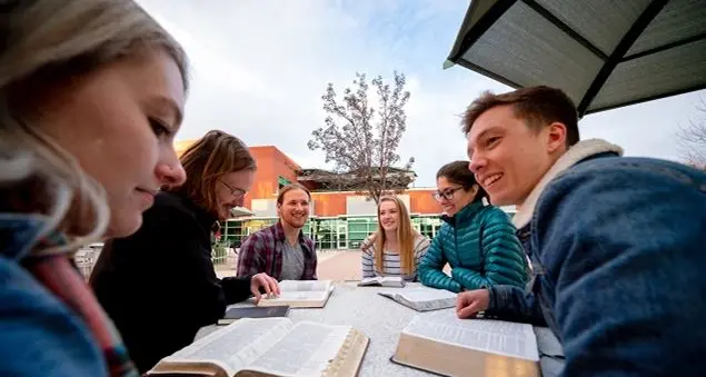 Non una volta all'anno ma una volta per tutto l'anno