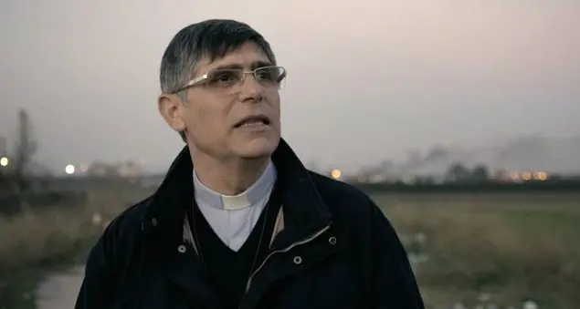 Don Maurizio Patriciello, dopo l'intimidazione: «Noi continuiamo per la nostra strada»