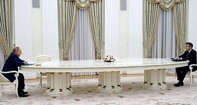 Ucraina: alta tensione, ma la diplomazia è al lavoro