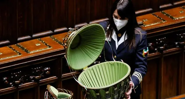 E i partiti cercano ancora \"una quadra\"