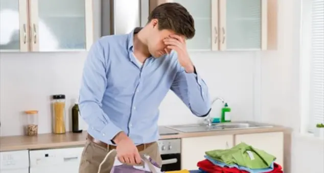 «23 anni, lavora e vuole andare a vivere da solo, senza la ragazza. Avrei preferito la convivenza!»